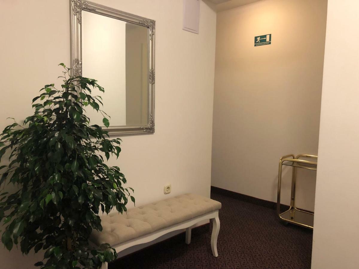 Rooms Ana Stobrec Exterior photo